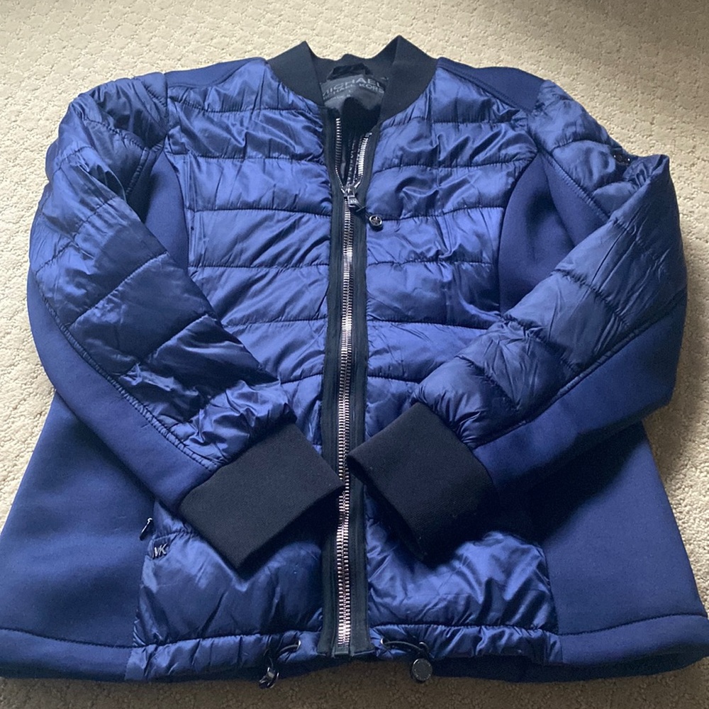 Women’s navy Michael kors quilted packable jacket